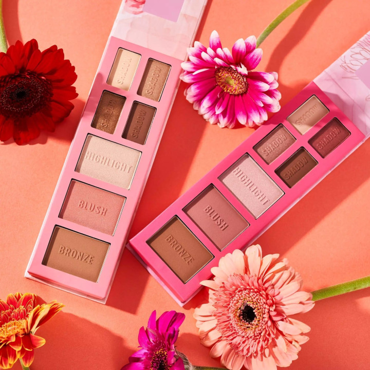 ESSENCE BLOOM BABY, BLOOM!  PALETTE YEUX ET  VISAGE - Acheter en ligne