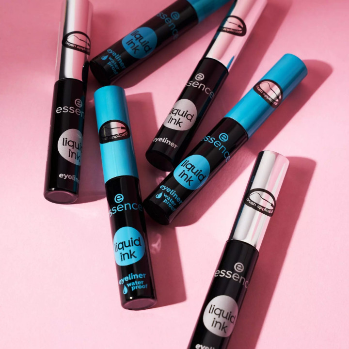 ESSENCE EYELINER LIQUID INK- Acheter en ligne | Yousarssif Tunisie