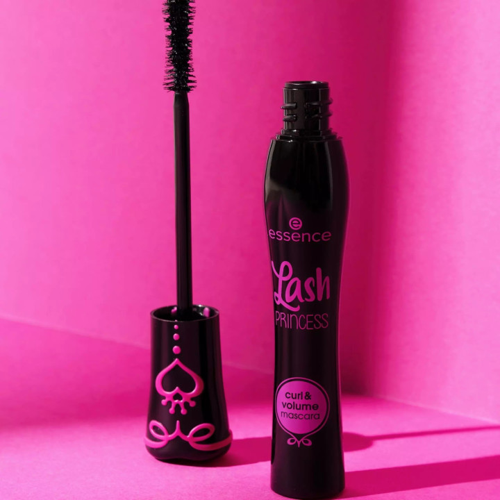 ESSENCE MASCARA LASH PRINCESS CURL AND VOLUME- Acheter en ligne | Yousarssif Tunisie