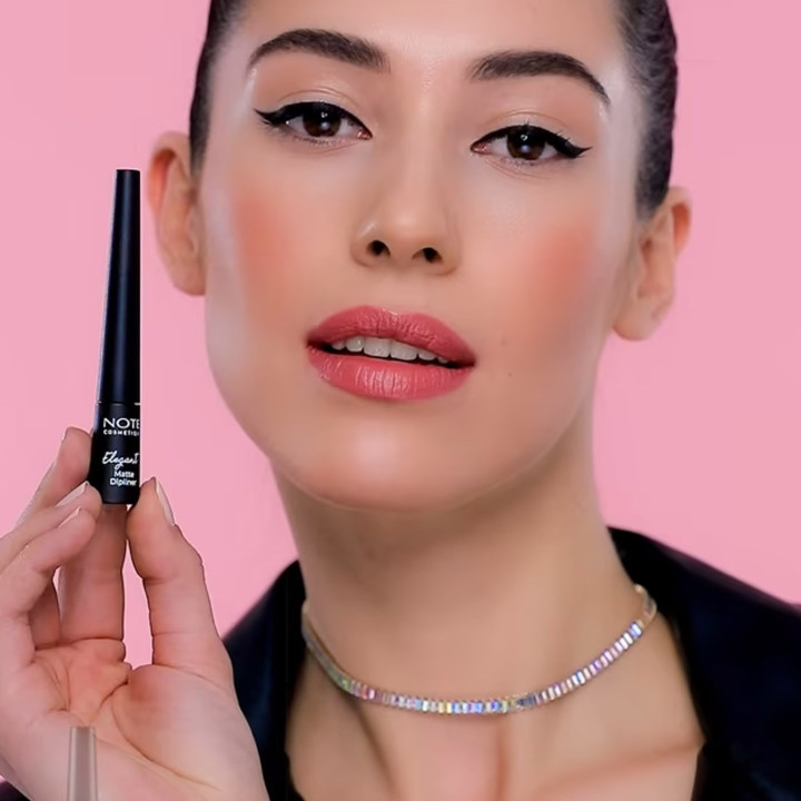 Note Cosmétique Dipliner Ultra Black - Acheter en ligne | Yousarssif Tunisie